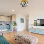 Awesome In With Wifi Apartment *